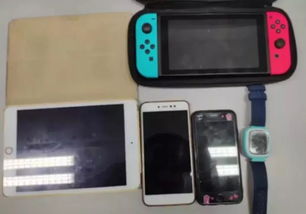 凌晨4点多,五年级男生房间透出亮光,妈妈推门一看气炸